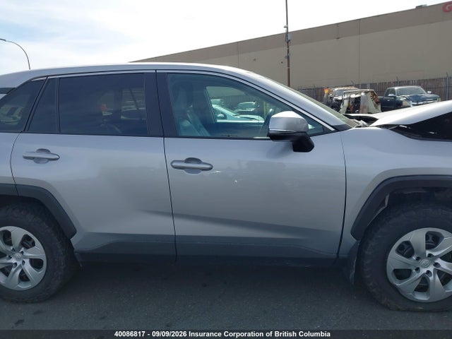 Продаж на аукціоні авто 2022 Toyota Rav4, vin: 2T3B1RFV9NC282544, номер лоту: 40086817