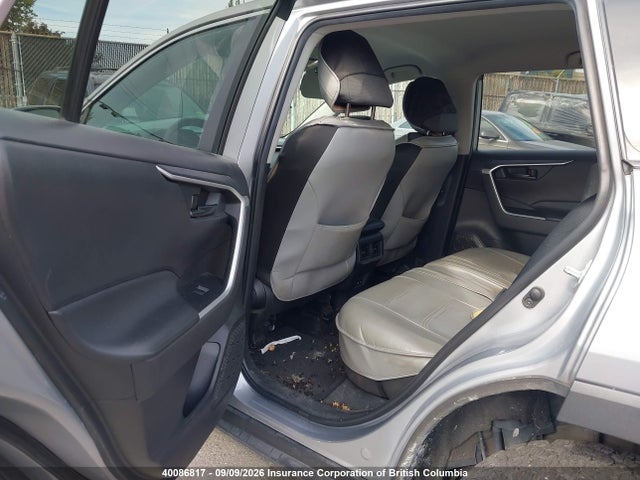 Продаж на аукціоні авто 2022 Toyota Rav4, vin: 2T3B1RFV9NC282544, номер лоту: 40086817