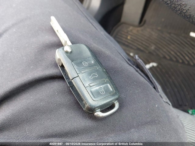 40081947 :رقم المزاد ، WVWBR71K27W076608 vin ، 2007 Volkswagen Rabbit مزاد بيع