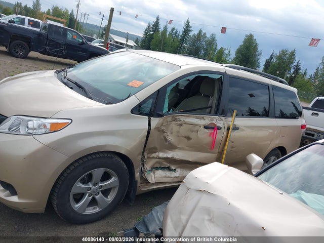 40086140 :رقم المزاد ، 5TDZK3DC7DS342152 vin ، 2013 Toyota Sienna مزاد بيع