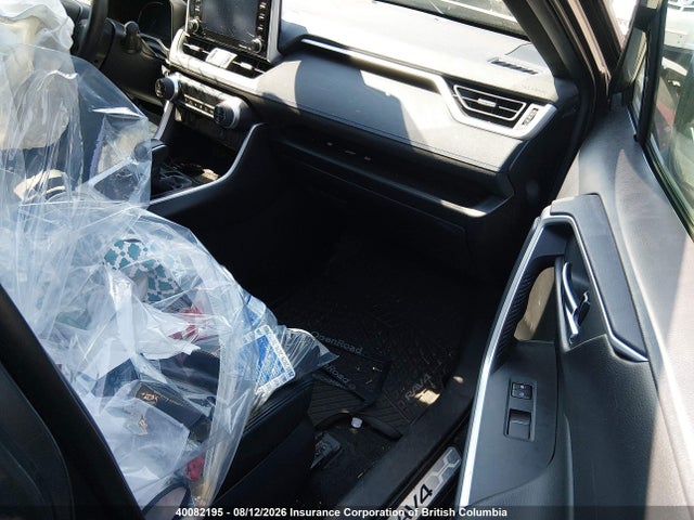Продажа на аукционе авто 2020 Toyota Rav4 Xle/xse, vin: 2T3RWRFV9LW083635, номер лота: 40082195