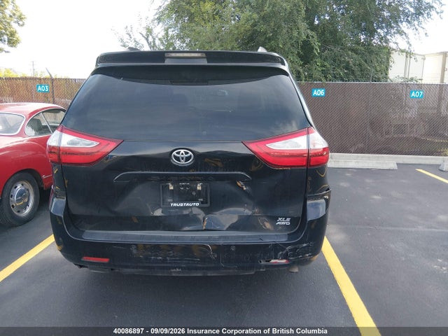 Toyota Sienna Xle 7 Passenger 2017 5TDDZ3DC7HS176405 Image 17