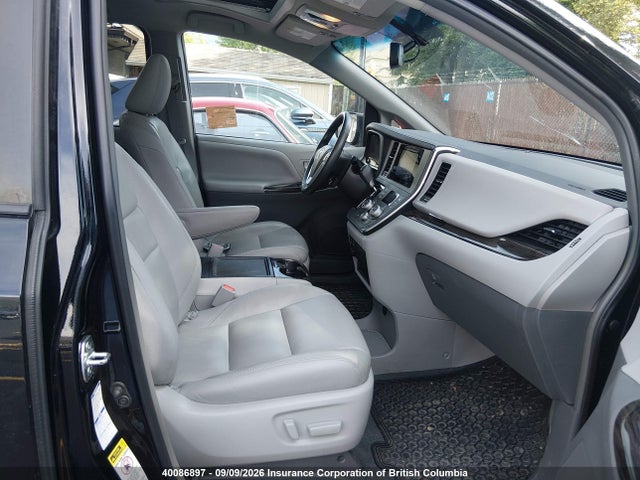 Toyota Sienna Xle 7 Passenger 2017 5TDDZ3DC7HS176405 Image 5
