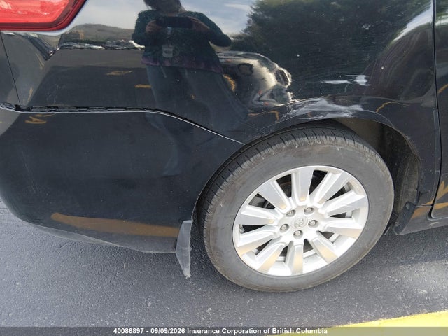 Toyota Sienna Xle 7 Passenger 2017 5TDDZ3DC7HS176405 Image 6