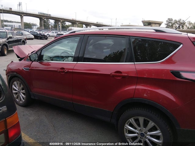 40086916 :رقم المزاد ، 1FMCU9J95HUB47532 vin ، 2017 Ford Escape Titanium مزاد بيع