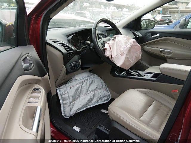 40086916 :رقم المزاد ، 1FMCU9J95HUB47532 vin ، 2017 Ford Escape Titanium مزاد بيع