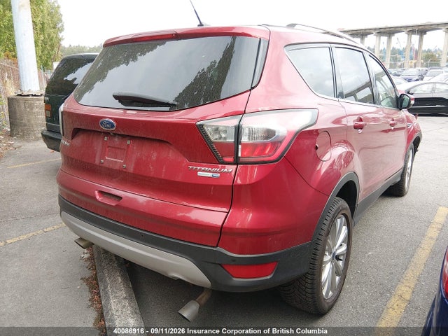40086916 :رقم المزاد ، 1FMCU9J95HUB47532 vin ، 2017 Ford Escape Titanium مزاد بيع
