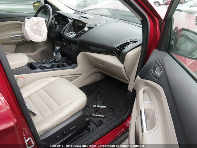 40086916 :رقم المزاد ، 1FMCU9J95HUB47532 vin ، 2017 Ford Escape Titanium مزاد بيع
