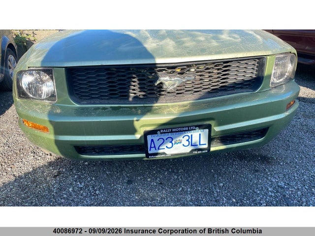 40086972 :رقم المزاد ، 1ZVFT80N855163983 vin ، 2005 Ford Mustang V6 مزاد بيع