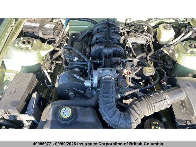 40086972 :رقم المزاد ، 1ZVFT80N855163983 vin ، 2005 Ford Mustang V6 مزاد بيع