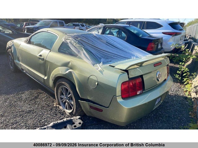 40086972 :رقم المزاد ، 1ZVFT80N855163983 vin ، 2005 Ford Mustang V6 مزاد بيع