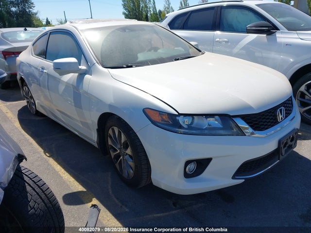 40082079 :رقم المزاد ، 1HGCT1B86FA800271 vin ، 2015 Honda Accord Exl مزاد بيع
