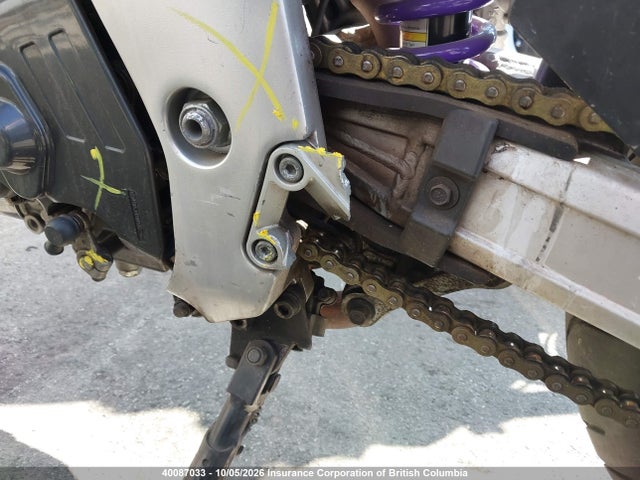Продаж на аукціоні авто 2002 Suzuki Sv650 S, vin: JS1VP52AX22100841, номер лоту: 40087033