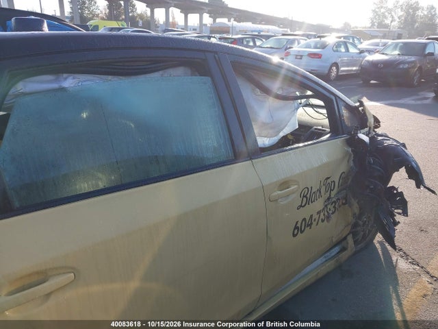 40083618 :رقم المزاد ، JTDZN3EU7HJ056755 vin ، 2017 Toyota Prius V مزاد بيع