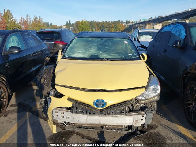 40083618 :رقم المزاد ، JTDZN3EU7HJ056755 vin ، 2017 Toyota Prius V مزاد بيع