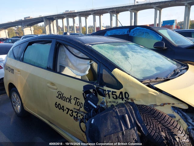 40083618 :رقم المزاد ، JTDZN3EU7HJ056755 vin ، 2017 Toyota Prius V مزاد بيع