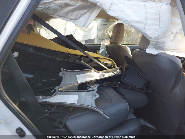 40083618 :رقم المزاد ، JTDZN3EU7HJ056755 vin ، 2017 Toyota Prius V مزاد بيع
