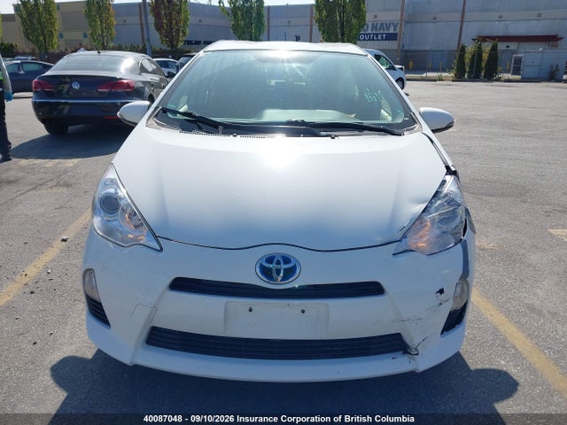 40087048 :رقم المزاد ، JTDKDTB3XD1536377 vin ، 2013 Toyota Prius مزاد بيع