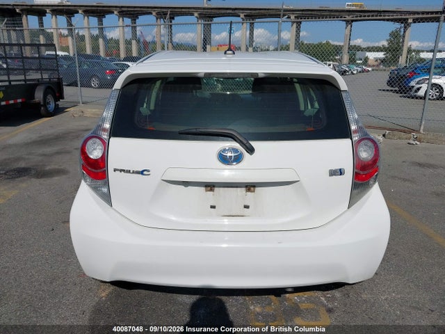 40087048 :رقم المزاد ، JTDKDTB3XD1536377 vin ، 2013 Toyota Prius مزاد بيع