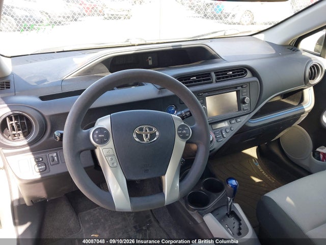 40087048 :رقم المزاد ، JTDKDTB3XD1536377 vin ، 2013 Toyota Prius مزاد بيع