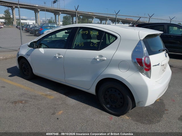 40087048 :رقم المزاد ، JTDKDTB3XD1536377 vin ، 2013 Toyota Prius مزاد بيع