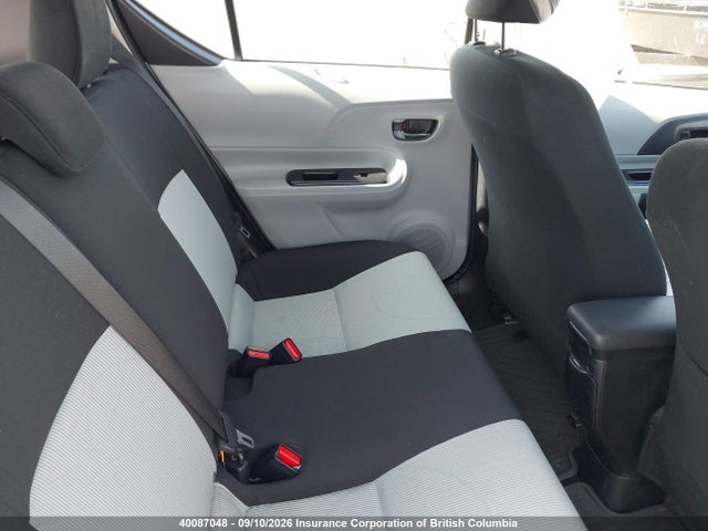 40087048 :رقم المزاد ، JTDKDTB3XD1536377 vin ، 2013 Toyota Prius مزاد بيع