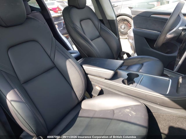 Auction sale of the 2024 Tesla Model Y, vin: 7SAYGDEE4RF013068, lot number: 40087068