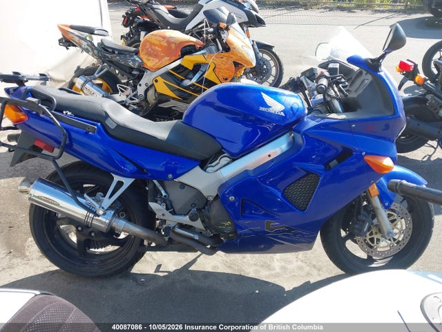 2000 Honda Vfr800 Fi მანქანა იყიდება აუქციონზე, vin: JH2RC4621YM200072, აუქციონის ნომერი: 40087086