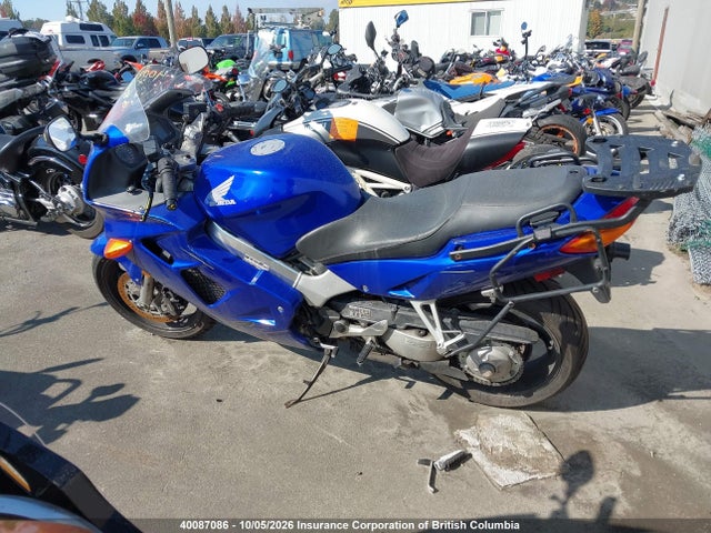 2000 Honda Vfr800 Fi მანქანა იყიდება აუქციონზე, vin: JH2RC4621YM200072, აუქციონის ნომერი: 40087086