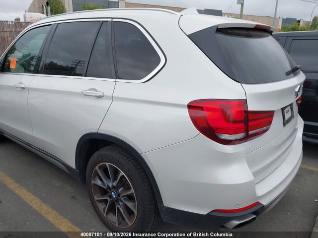 40087101 :رقم المزاد ، 5UXKR0C59J0X93370 vin ، 2018 Bmw X5 مزاد بيع