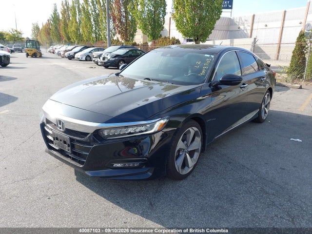 Honda Accord Touring 2018 1HGCV1F97JA810670 Image 2