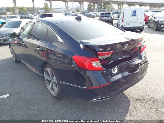Honda Accord Touring 2018 1HGCV1F97JA810670 Image 3