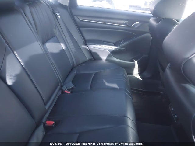 Honda Accord Touring 2018 1HGCV1F97JA810670 Image 8