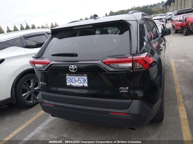 Продажа на аукционе авто 2022 Toyota Rav4 Xle/xle Premium, vin: 2T3R1RFV0NC313677, номер лота: 40086386
