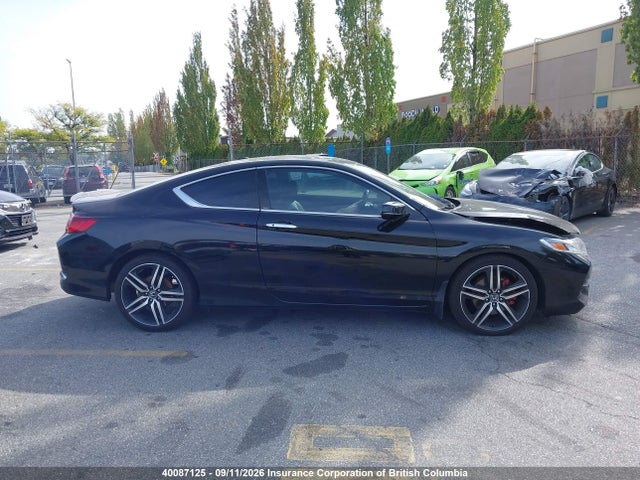 Honda Accord Touring 2016 1HGCT1B84GA800481 Image 14