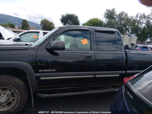 40087137 :رقم المزاد ، 1GCHK29U05E305992 vin ، 2005 Chevrolet Silverado K2500 Heavy Duty مزاد بيع