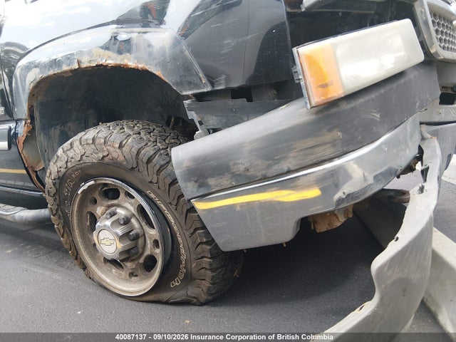 40087137 :رقم المزاد ، 1GCHK29U05E305992 vin ، 2005 Chevrolet Silverado K2500 Heavy Duty مزاد بيع