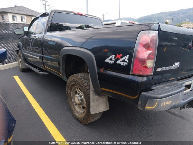 40087137 :رقم المزاد ، 1GCHK29U05E305992 vin ، 2005 Chevrolet Silverado K2500 Heavy Duty مزاد بيع