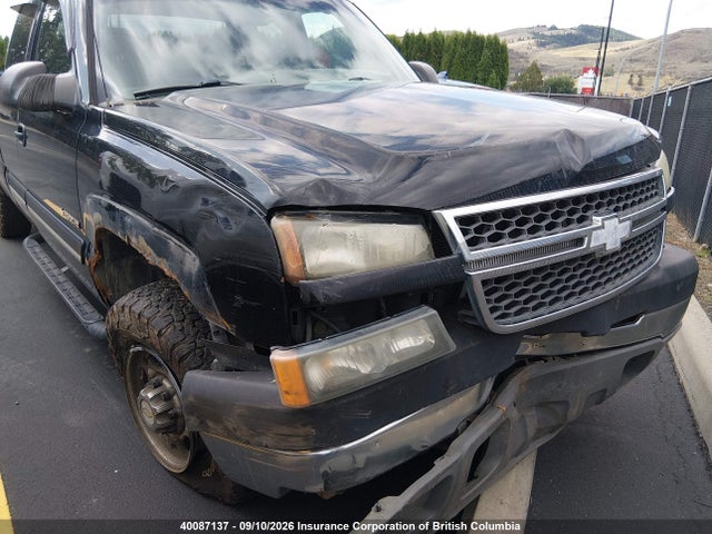 40087137 :رقم المزاد ، 1GCHK29U05E305992 vin ، 2005 Chevrolet Silverado K2500 Heavy Duty مزاد بيع
