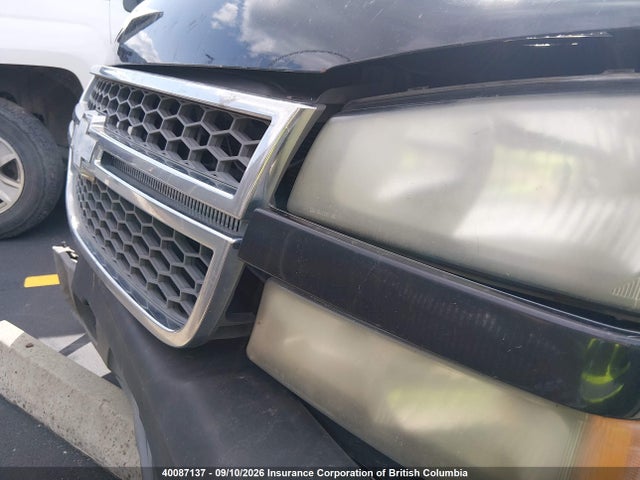 40087137 :رقم المزاد ، 1GCHK29U05E305992 vin ، 2005 Chevrolet Silverado K2500 Heavy Duty مزاد بيع