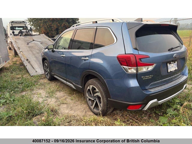 JF2SKEMC1RH416059 Subaru Forester Premium