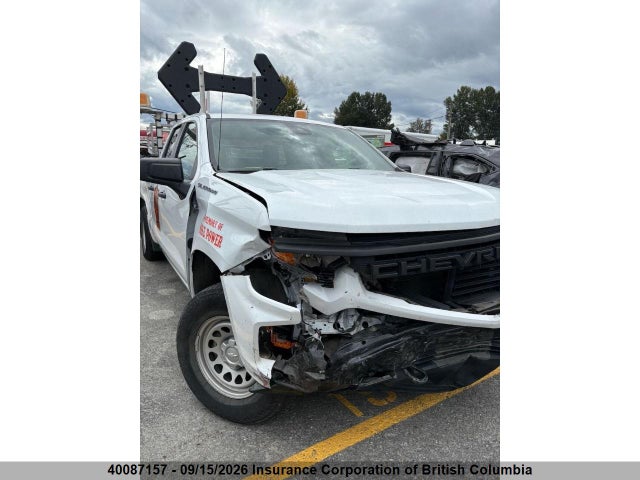 2022 Chevrolet Silverado K1500 მანქანა იყიდება აუქციონზე, vin: 1GCRDAED6NZ536323, აუქციონის ნომერი: 40087157