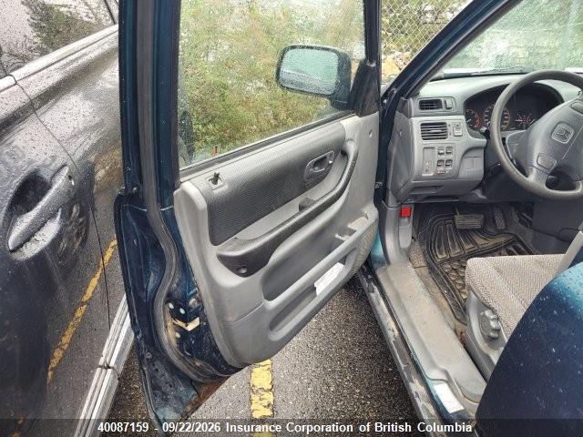 40087159 :رقم المزاد ، JHLRD1849WC802873 vin ، 1998 Honda Cr-v مزاد بيع