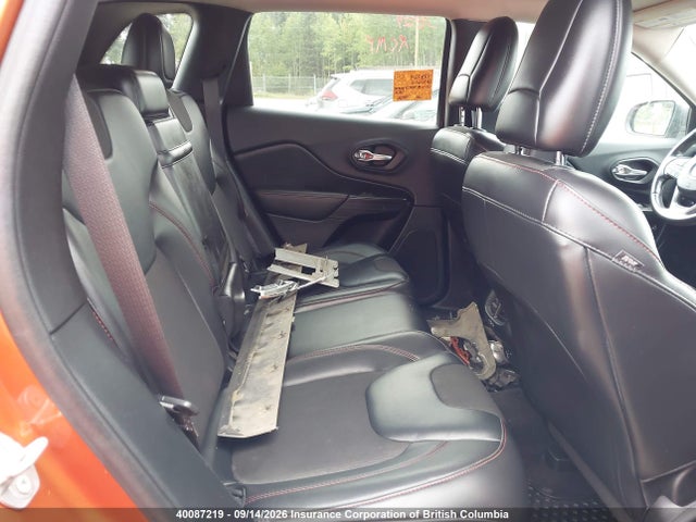 1C4PJMBSXGW301819 Jeep Cherokee Trailhawk