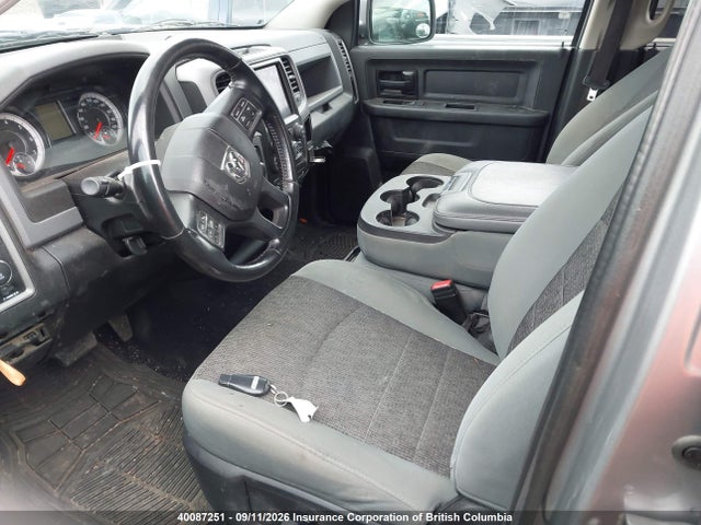 40087251 :رقم المزاد ، 3C6RR7KT7LG265938 vin ، 2020 Ram 1500 Classic St مزاد بيع
