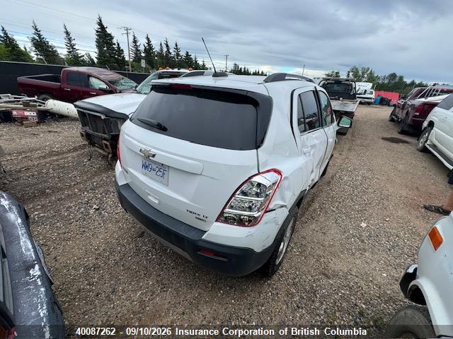 2015 Chevrolet Trax მანქანა იყიდება აუქციონზე, vin: 3GNCJRSB5FL227104, აუქციონის ნომერი: 40087262