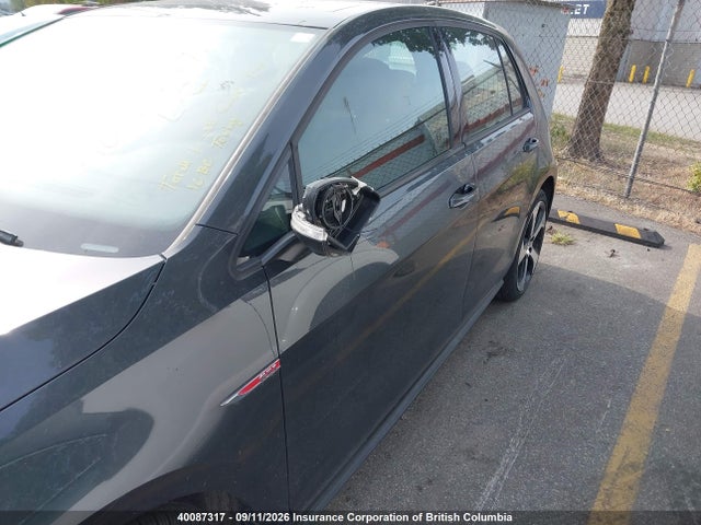 2015 Volkswagen Gti მანქანა იყიდება აუქციონზე, vin: 3VW4T7AUXFM088397, აუქციონის ნომერი: 40087317