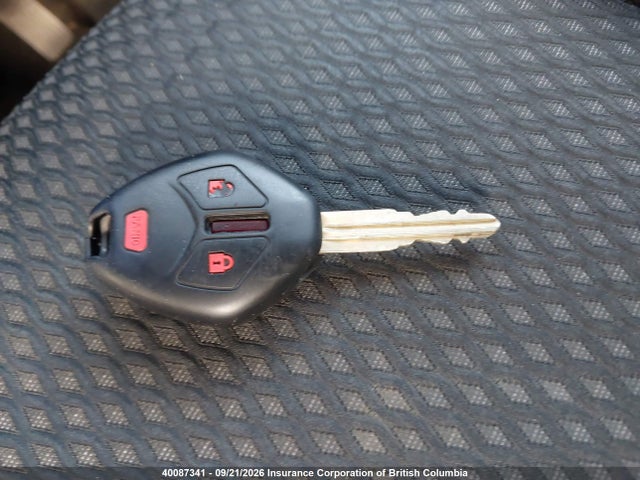 JA4AZ2A3XGZ600958 Mitsubishi Outlander Es