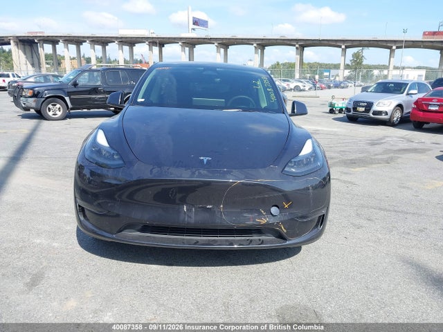 Tesla Model Y 2024 7SAYGDED1RF060596 Image 13