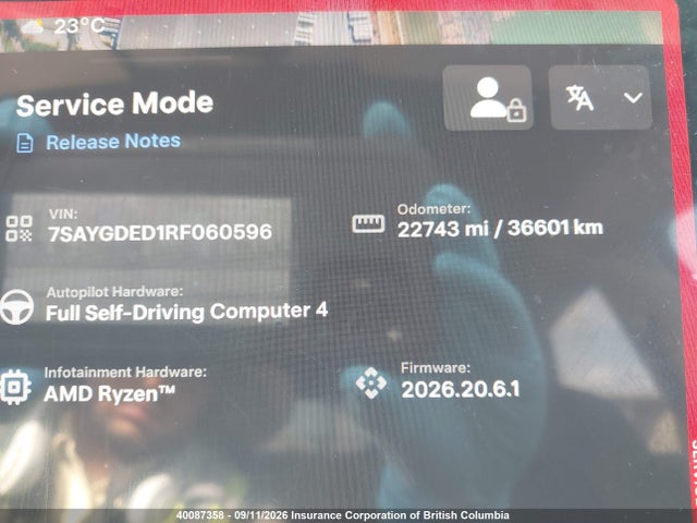 Tesla Model Y 2024 7SAYGDED1RF060596 Image 16
